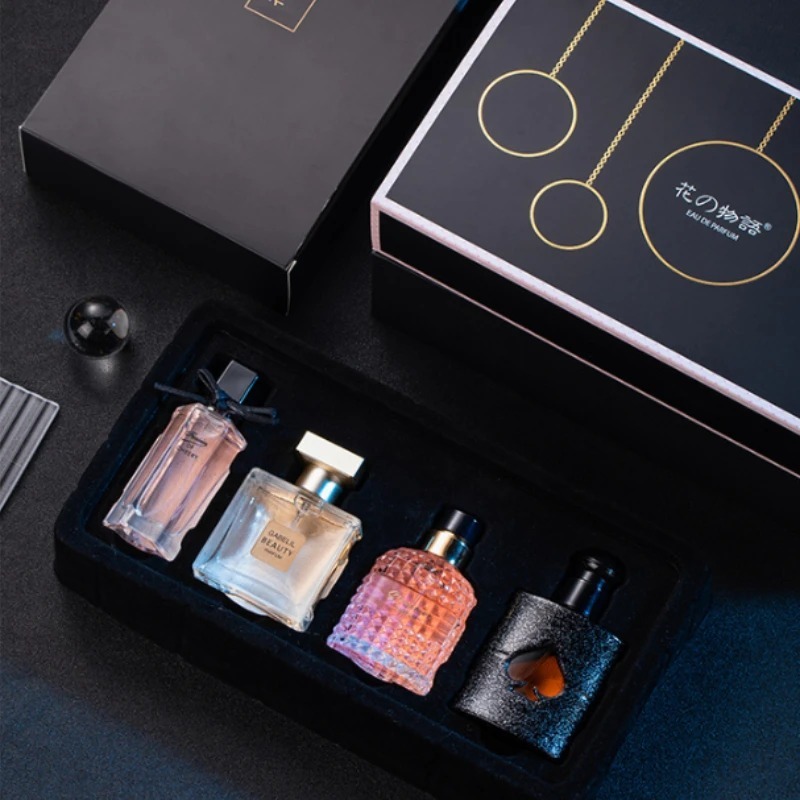 Women’s Perfume Gift Set of 4  - огляд і ціна The Collection Perfume Fragrance